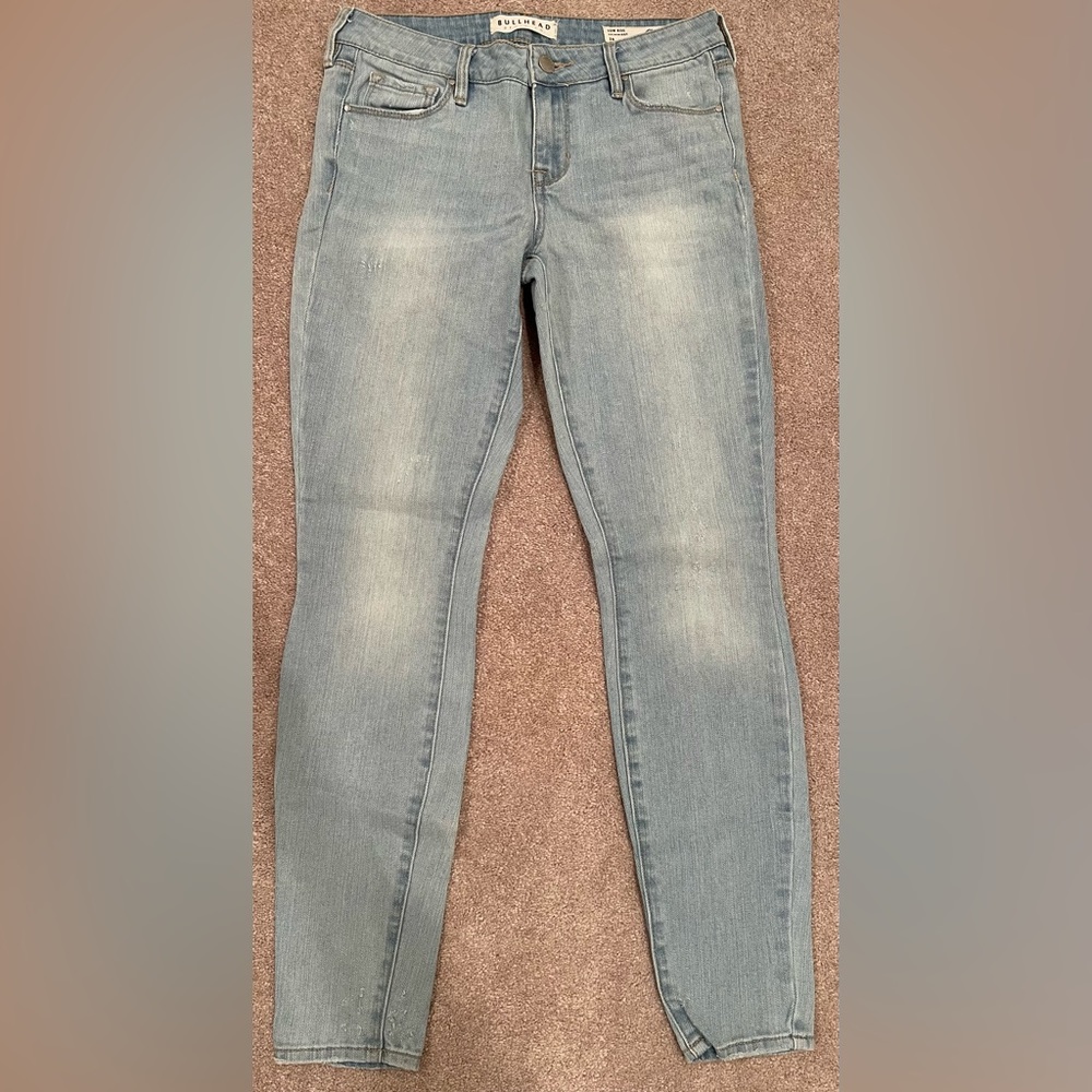 BULLHEAD Low Rise The Skinniest Light Wash Denim Blue Jeans 26